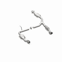 Load image into Gallery viewer, MagnaFlow Direct Fit Catalytic Converter 05 Explorer 2/4WD 4.0L