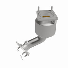 Load image into Gallery viewer, MagnaFlow Direct Fit Catalytic Converter 2007-2012 ALTIMA 3.5 L Underbody