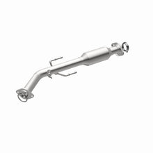 Load image into Gallery viewer, MagnaFlow Direct Fit Catalytic Converter 01-03 Toyota Sienna 3.0L re