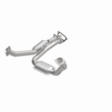Load image into Gallery viewer, MagnaFlow Direct Fit Catalytic Converter 04-06 Ranger/BSeries 3.0L