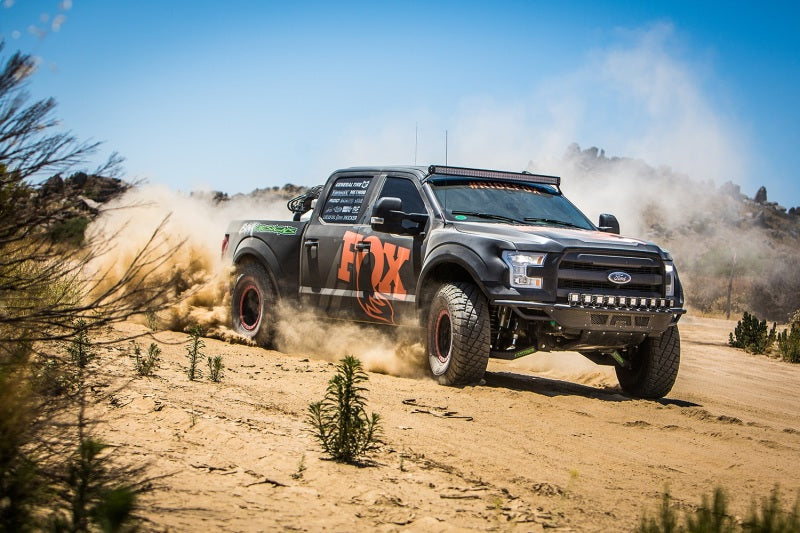 Fox 17-18 Ford F-250 4WD 2.0 Performance Series IFP Smooth Body Front Shock / 2-3.5in Lift - GTR Auto