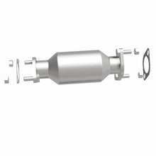 Load image into Gallery viewer, MagnaFlow Direct Fit Catalytic Converter 2007 Sorento V6 3.8 OEM Underbody