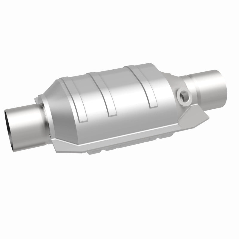 MagnaFlow Universal Catalytic Converter 2.25 Rear with O2