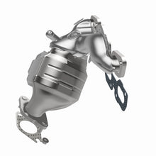 Load image into Gallery viewer, MagnaFlow Direct Fit Catalytic Converter 01-04 Escape 3.0 rear manif