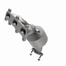 Load image into Gallery viewer, MagnaFlow Direct Fit Catalytic Converter 2004 Hyundai Santa Fe 2.7L