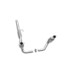 Load image into Gallery viewer, MagnaFlow Direct Fit Catalytic Converter 00-03 Dakota 4.7L