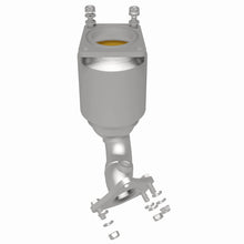 Load image into Gallery viewer, MagnaFlow Direct Fit Catalytic Converter 2011 Nissan Quest 3.5L V6