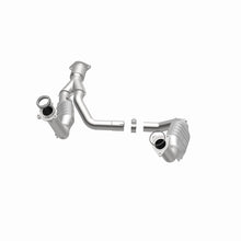 Load image into Gallery viewer, MagnaFlow Direct Fit Catalytic Converter 06-09 TB/Envoy 5.3/6.0 OEM
