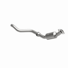 Load image into Gallery viewer, MagnaFlow DF Cat Conv Chrysler/Dodge 05-09 300/Charger /05-08 Magnum/2009 Challenger 5.7L Drv Side