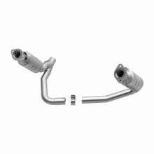 Load image into Gallery viewer, MagnaFlow Direct Fit Catalytic Converter Dakota 05-06 6 3.7L