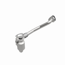Load image into Gallery viewer, MagnaFlow Direct Fit Catalytic Converter 00-03 Saturn LS Series/LW Series 3.0L Front (49 State)