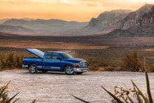 Load image into Gallery viewer, Undercover 2018 Chevy Silverado 1500 (19 Legacy) 5.8ft Lux Bed Cover - Havana - GTR Auto