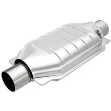 Load image into Gallery viewer, MagnaFlow Universal Catalytic Converter 2 W/O2 Boss