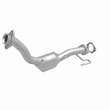 Load image into Gallery viewer, MagnaFlow Direct Fit Catalytic Converter 96-97 Ford Explorer 5.0L