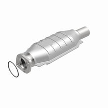 Load image into Gallery viewer, MagnaFlow Direct Fit Catalytic Converter 05-07 Ford Freestyle 3.0L