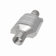 Load image into Gallery viewer, MagnaFlow Universal Catalytic Converter 2.25 W/Dual O2 Boss