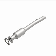 Load image into Gallery viewer, MagnaFlow Direct Fit Catalytic Converter 2000-2002 Ford E-150/E-250/E-350 Ecoline/Super Duty