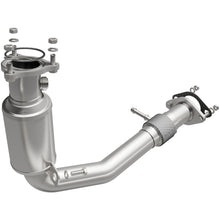 Load image into Gallery viewer, MagnaFlow Direct Fit Catalytic Converter 14-16 GMC Terrain / 15-16 Chevrolet Equinox 2.4L