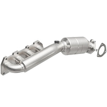 Load image into Gallery viewer, MagnaFlow Direct Fit Catalytic Converter 02-04 Volkswagen Passat 4.0L