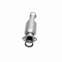 Load image into Gallery viewer, MagnaFlow Direct Fit Catalytic Converter 04-06 Toyota Sienna 3.3L AWD Rear