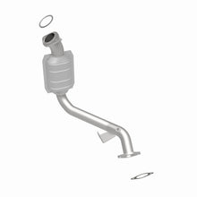 Load image into Gallery viewer, MagnaFlow Direct Fit Catalytic Converter Ford Escort 98-01 2. OEM