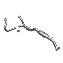 Load image into Gallery viewer, MagnaFlow Direct Fit Catalytic Converter 00-05 Blazer 4WD 4.3L OEM