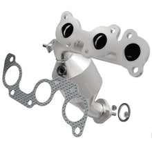 Load image into Gallery viewer, MagnaFlow Direct Fit Catalytic Converter 04-06 Toyota Sienna 3.3L