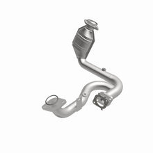 Load image into Gallery viewer, MagnaFlow Direct Fit Catalytic Converter 00-03 Ford Taurus 3.0L
