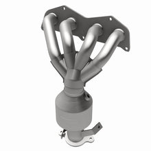 Load image into Gallery viewer, MagnaFlow Direct Fit Catalytic Converter 2009-2010 Pontiac Vibe 2.4L