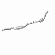 Load image into Gallery viewer, MagnaFlow Direct Fit Catalytic Converter 2003 ML350 3.7L Underbody