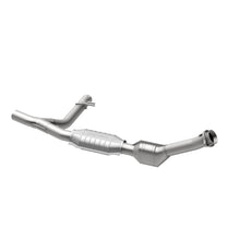 Load image into Gallery viewer, MagnaFlow Direct Fit Catalytic Converter 97-98 Expedition-Navigator