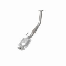 Load image into Gallery viewer, MagnaFlow Direct Fit Catalytic Converter 1996 Toyota Camry 2.2L