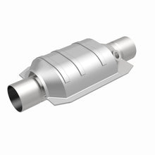 Load image into Gallery viewer, MagnaFlow Universal Catalytic Converter 2.25 Rear with O2