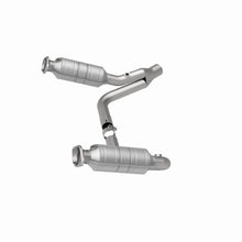 Load image into Gallery viewer, MagnaFlow Direct Fit Catalytic Converter RAIDER- 2006 8 4.7L OEM