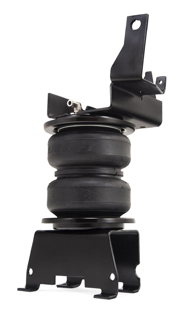 Air Lift LoadLifter 5000 Ultimate for 2016 Nissan Titan XD (2WD/4WD)