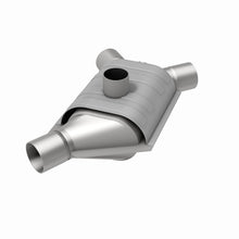 Load image into Gallery viewer, MagnaFlow Universal Catalytic Converter 2 Subaru