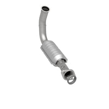 Load image into Gallery viewer, MagnaFlow Direct Fit Catalytic Converter 2004 Liberty P/S frt