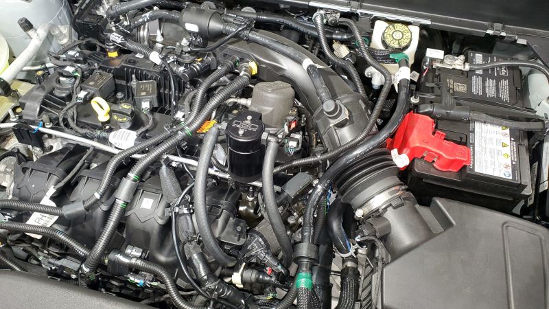 J&amp;L 19-24 Ford/Lincoln SUV &amp; Trucks w 2.0 EcoBoost Driver Side Oil Separator 3.0 - Black Ano - GTR Auto