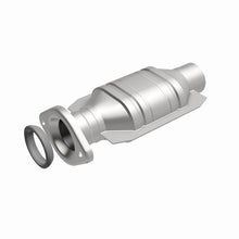 Load image into Gallery viewer, MagnaFlow Direct Fit Catalytic Converter 01-03 Highlander underbody
