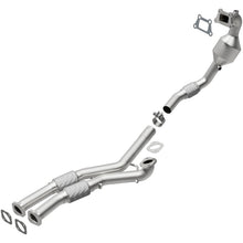 Load image into Gallery viewer, MagnaFlow Direct Fit Catalytic Converter 12-15 Cadillac SRX V6-3.6L (FWD Only)