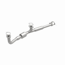 Load image into Gallery viewer, MagnaFlow Direct Fit Catalytic Converter 96-00 Dodge Avenger 2.5L Front