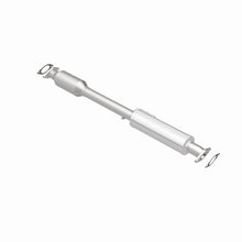 Load image into Gallery viewer, MagnaFlow Direct Fit Catalytic Conv 11-14 Sonata 2.4L Underbody (OEM Grade Federal / EPA Compliant)