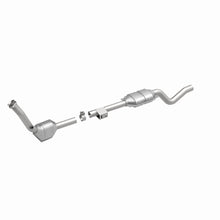 Load image into Gallery viewer, MagnaFlow Direct Fit Catalytic Converter 2003 Mercedes ML320 3.2L