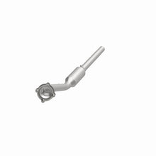 Load image into Gallery viewer, MagnaFlow DF Cat Conv 99-04 VW Beetle T/C GLX Turbo S / 99-03 Golf T/C GLS GTI / 99-03 Jetta T/C GLS