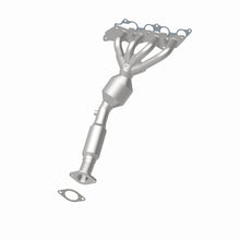 Load image into Gallery viewer, MagnaFlow Direct Fit Catalytic Converter 05-06 Ford Focus 2.0L