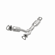 Load image into Gallery viewer, MagnaFlow Direct Fit Catalytic Converter 00-03 Saturn 3L rr CA