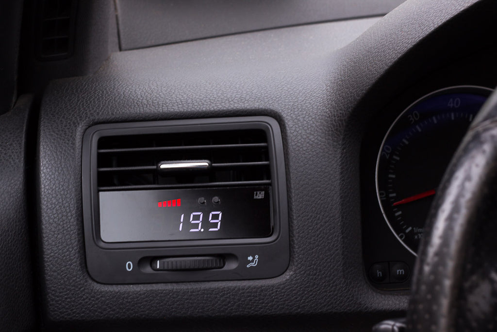 P3 Analog Gauge - VW Mk5 (2005-2009) Left Hand Drive, Red bars / White digits - GTR Auto