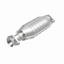 Load image into Gallery viewer, MagnaFlow Direct Fit Catalytic Converter 94-97 Montero 3.5L rear 49S
