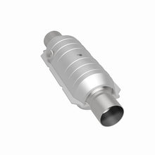 Load image into Gallery viewer, MagnaFlow Universal Catalytic Converter 2.25 OEM Angled O2