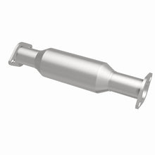 Load image into Gallery viewer, MagnaFlow Direct Fit Catalytic Converter 97-98 Mitsu Diamante 3.5L